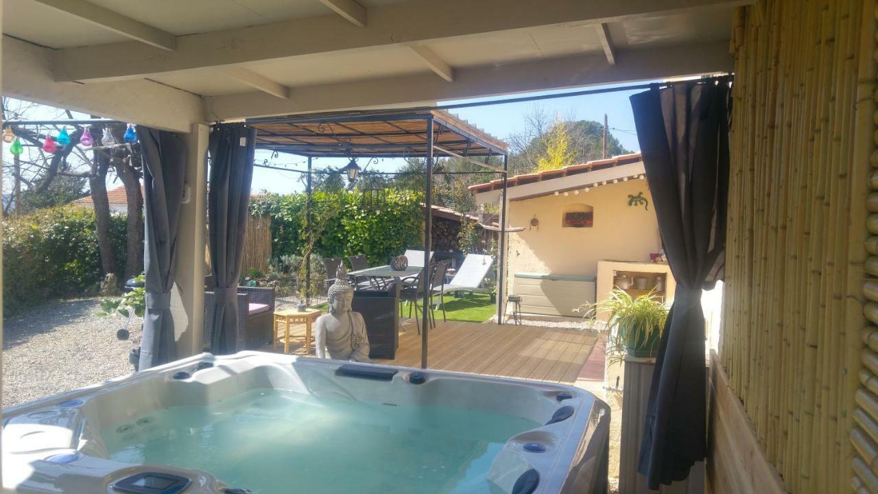 Gite Lapaz/Jacuzzi Prive/Piscine Draguignan Eksteriør billede
