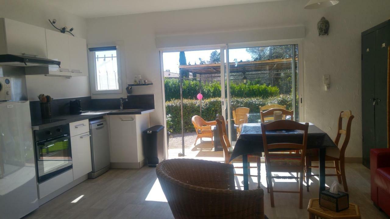 Gite Lapaz/Jacuzzi Prive/Piscine Draguignan Eksteriør billede
