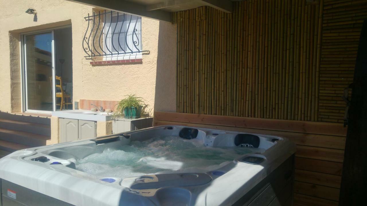Gite Lapaz/Jacuzzi Prive/Piscine Draguignan Eksteriør billede
