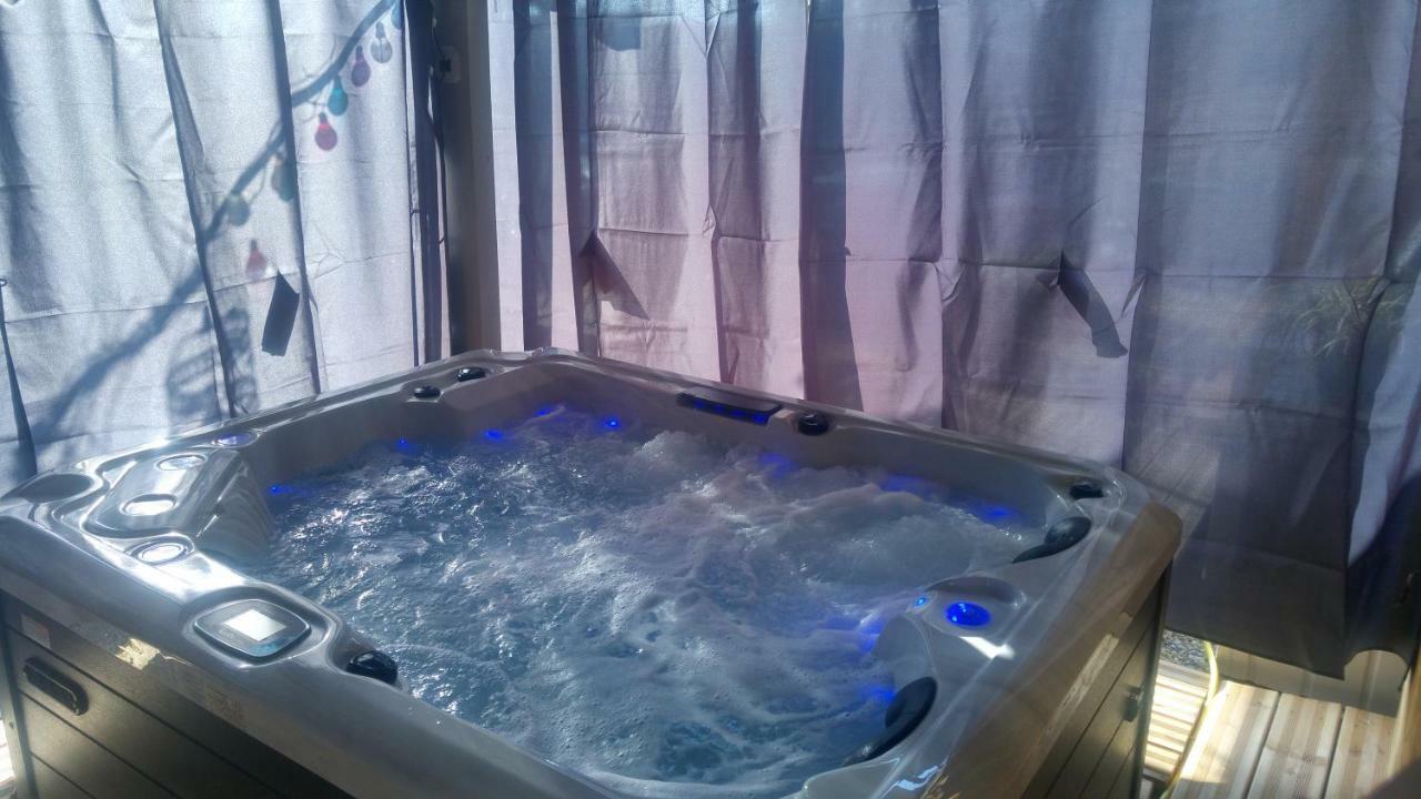 Gite Lapaz/Jacuzzi Prive/Piscine Draguignan Eksteriør billede